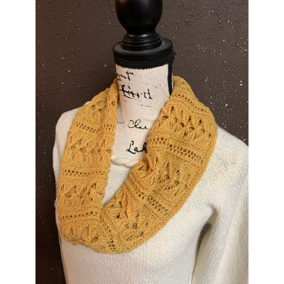 The Honeybee Cowl Knitting Kit by Kathleen Buckley